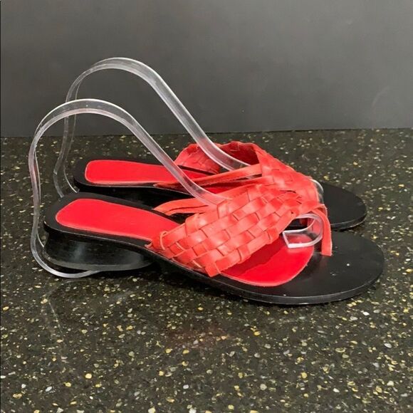 Bernardo Woven Toe Ring Sandals - Picture 4 of 7